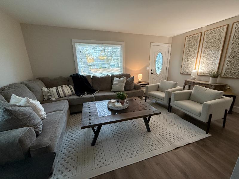 BRIGHTON House: 206 Kissane Ave