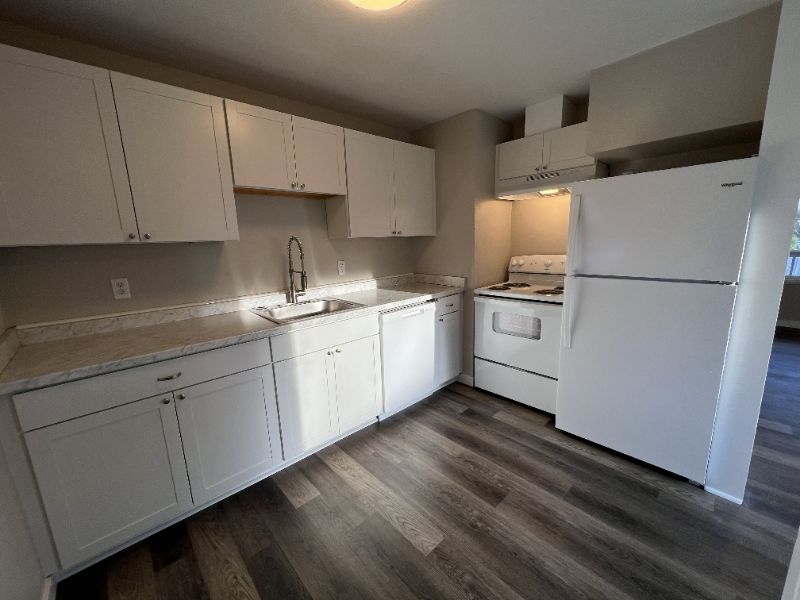 Bremerton House: 2717 Callahan Dr