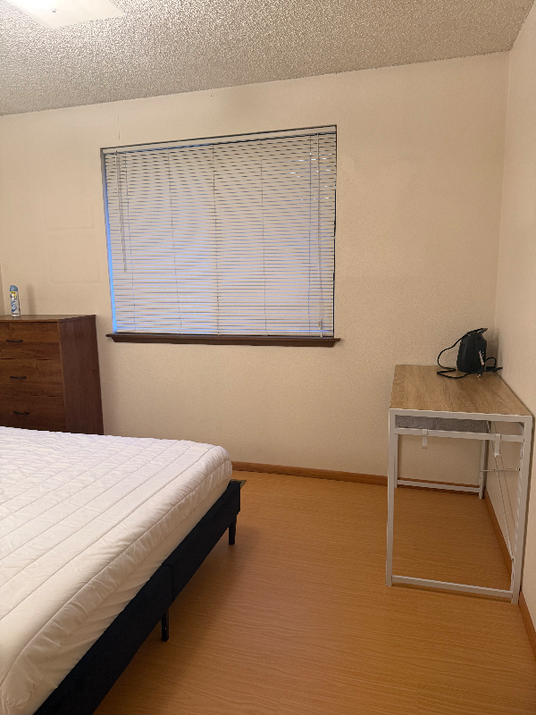 TACOMA House: 1620 148TH ST E