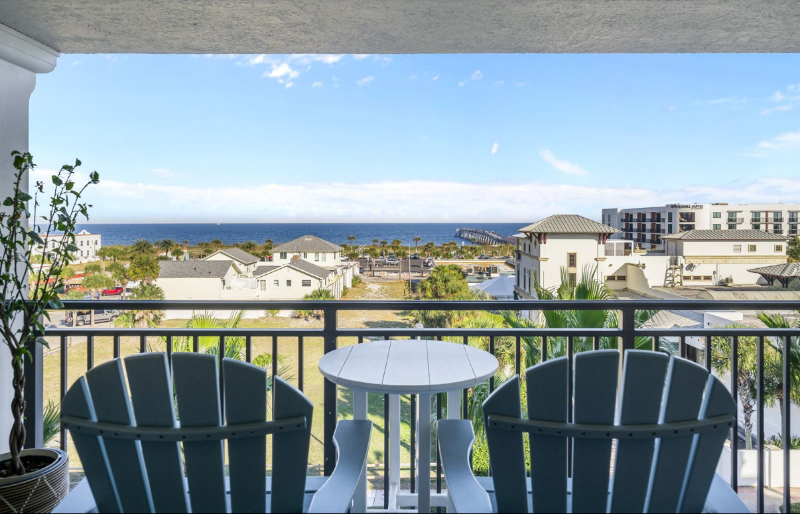 Jacksonville Beach Condo: 525 3rd St N, 508
