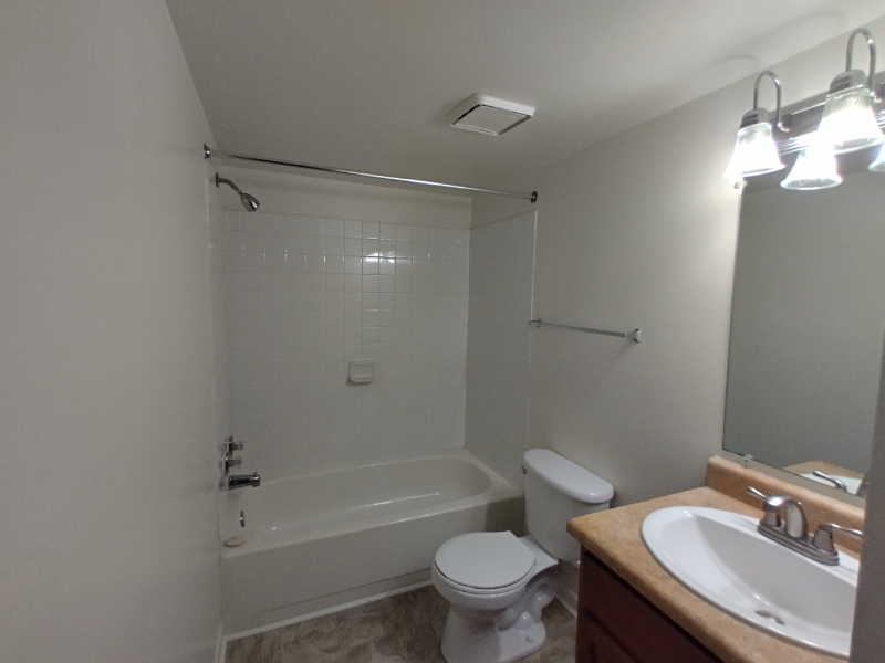 Lynchburg Apartment: 600 Reusens Road