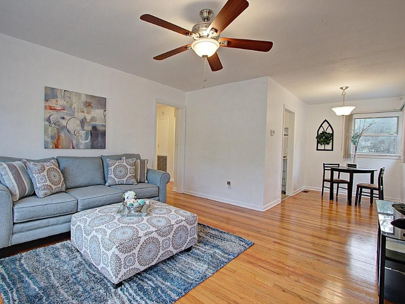 DeLand House: 604 N. Kentucky Avenue