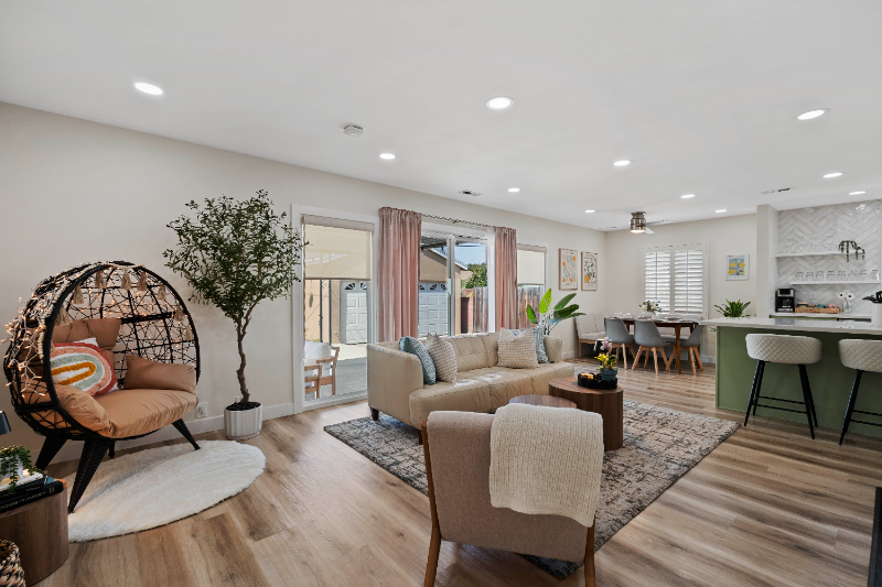 Santa Ana House: 1009 Catalina Ave