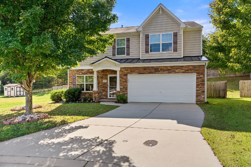 Pfafftown House: 4221 Lochurst Drive