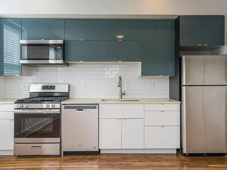 Philadelphia Apartment: 4816 Chester Ave