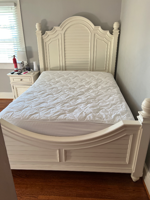 Fredericksburg House: 454 Hanson Avenue