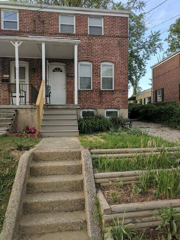 Baltimore Townhome: 1658 Yakona Rd
