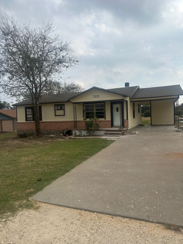 BRUCEVILLE House: 1375 OLD BETHANY RD