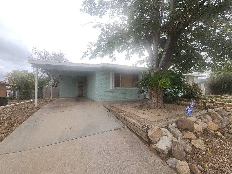 Sierra Vista House: 10 e Brown Dr