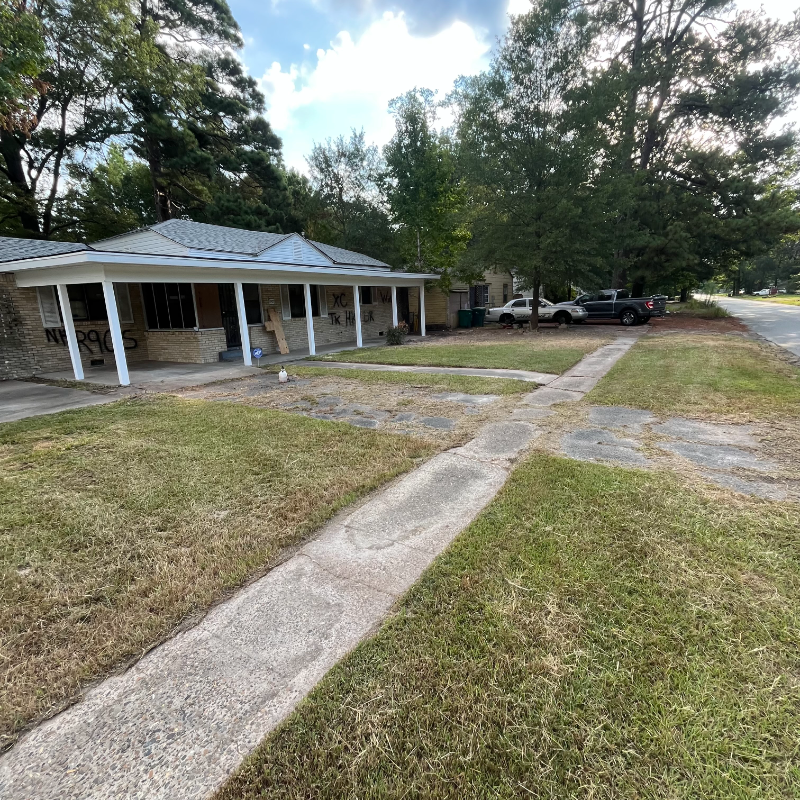 Pine Bluff House: 1907 W. 28th Ave.