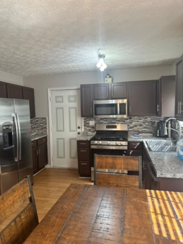 Marietta House: 3630 Thurleston Ct. SW