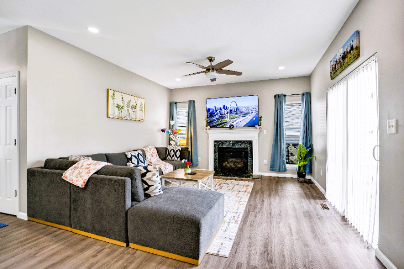 St. Louis House: 3909 Lafayette Ave