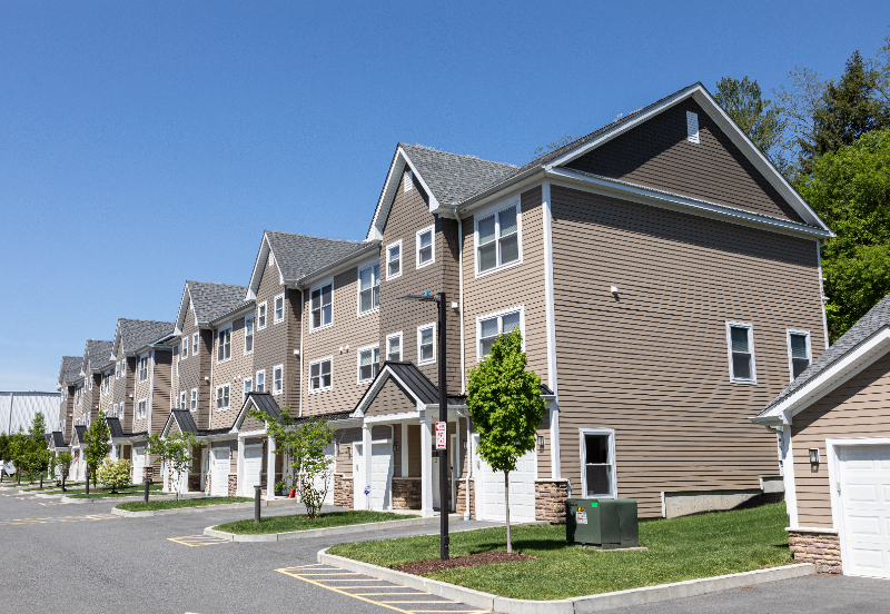 NEW MILFORD Townhome: 69 LANESVILLE RD