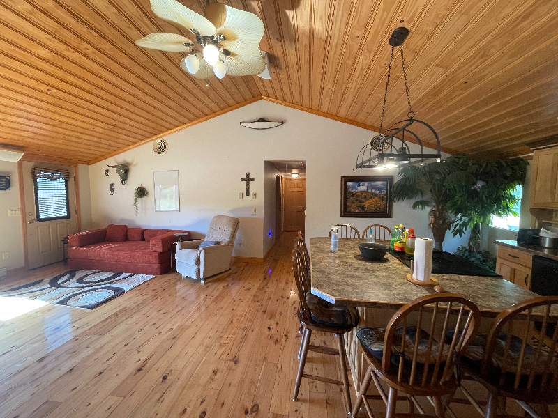 Port Trevorton House: 7384 S Susquehanna Trail