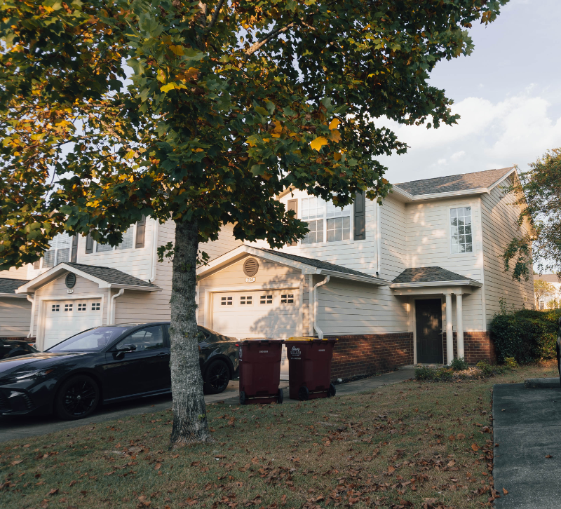 Crestview Townhome: 750 majestic dr.