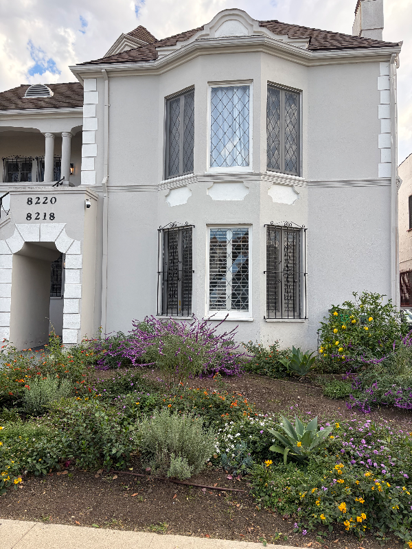 Los Angeles Multiplex: 8218 Blackburn Ave