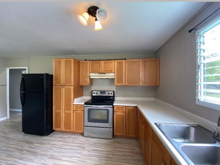 Honokaa House: 45-579 Loke street