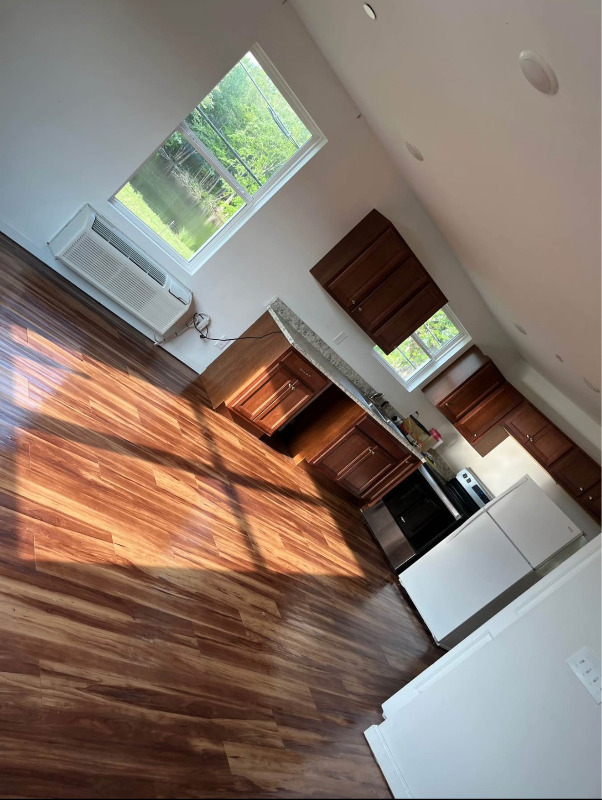 Smithviille Apartment: 104 windham ln