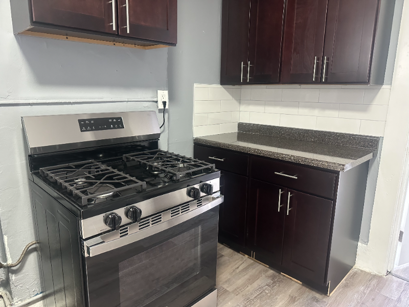 Passaic Apartment: 129 3rd Street