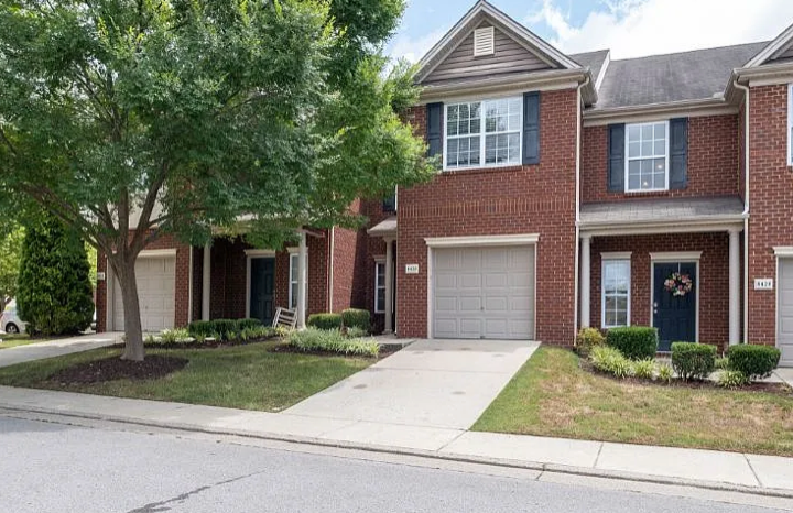 Brentwood Townhome: 8430 Charbay Cir.