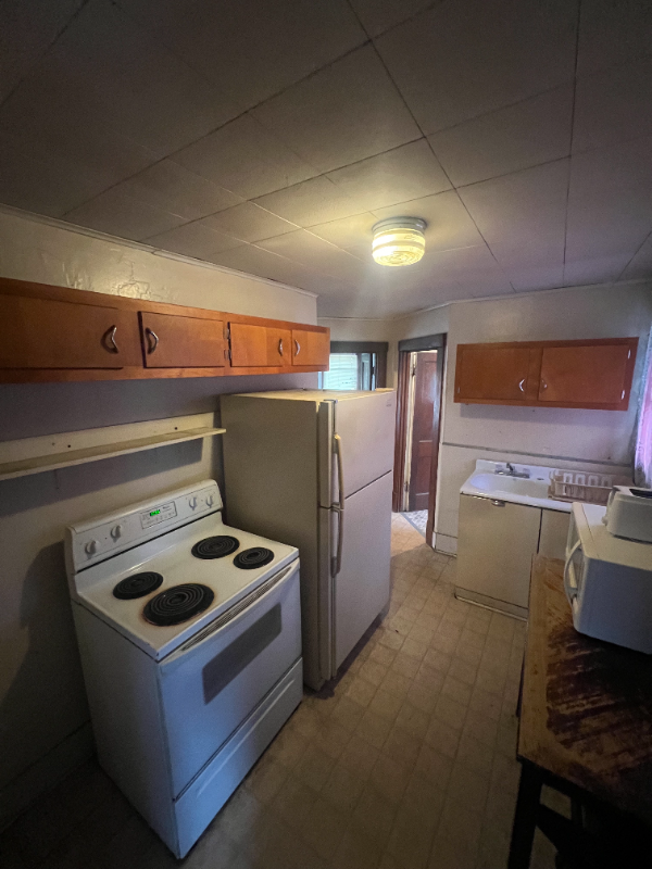 Moundsville House: 711 2nd St Rear