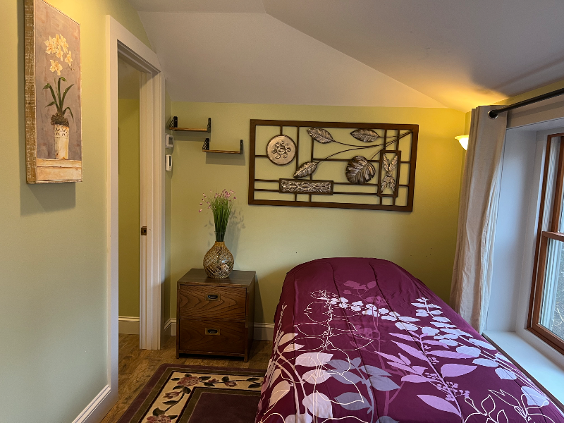 Williamstown House: 1087 N Hoosac Road