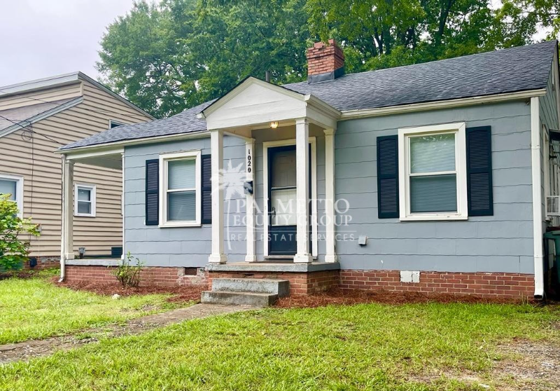 Greensboro House: 1020 Portland St