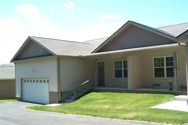 Hendersonville Multiplex: 3980 Howard Gap Road