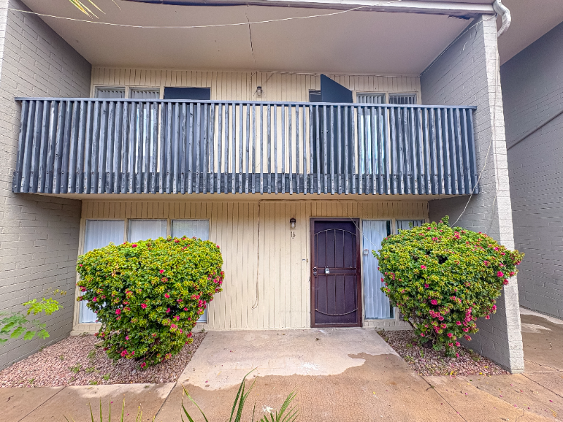 Phoenix Apartment: 6802 N 17th Ave