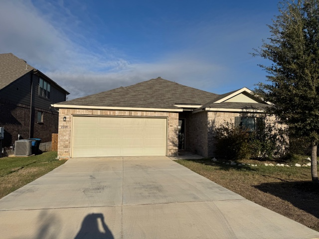 San Antonio House: 22109 Akin Path