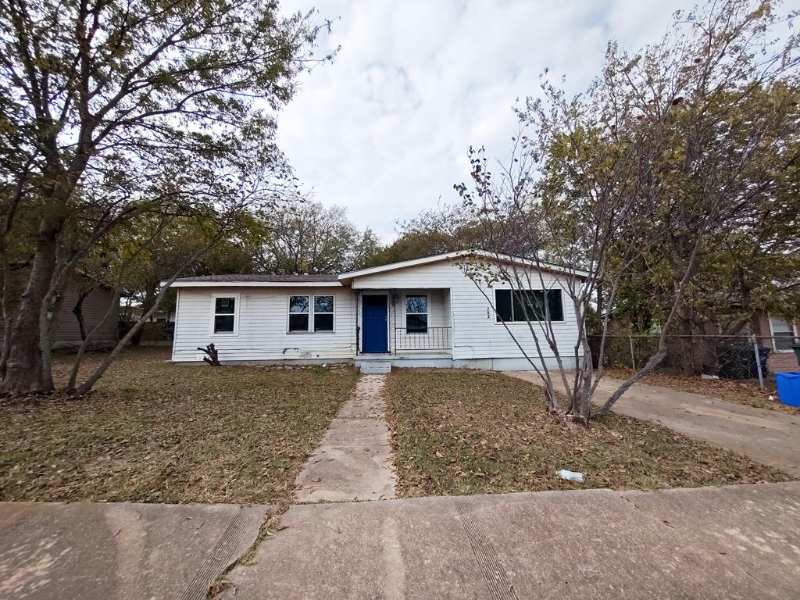 Copperas Cove House: 202 Margaret Lee Street