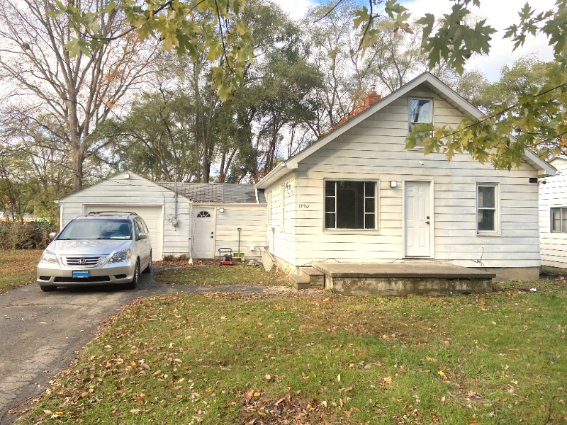 Flint Township House: 1590 Eberly Road