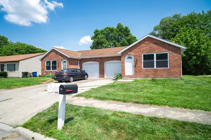 Westerville Multiplex: 5770 Stormcroft Ave