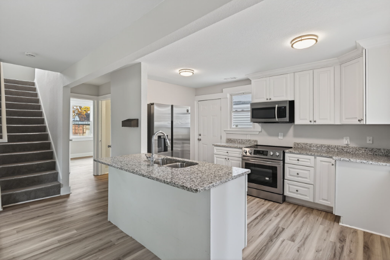 Portsmouth House: 3517 Brighton St