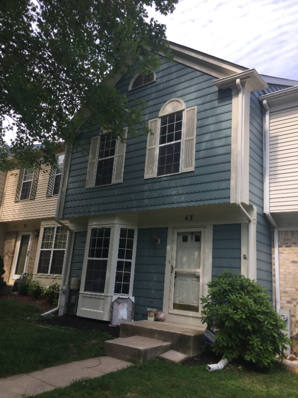 Owings Mills Townhome: 43 Windbluff Ct