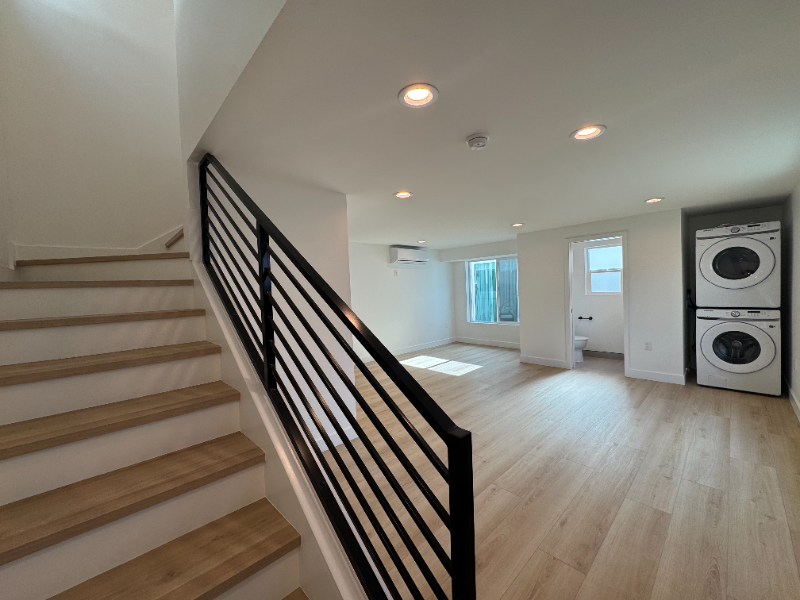 Los Alamitos Multiplex: 4461 Farquhar Ave