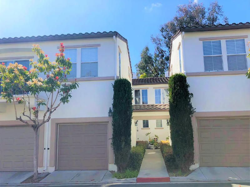 San Diego Townhome: 3739 Carmel View Rd.
