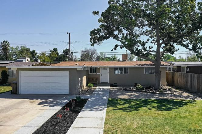 bakersfield House: 132 morrison st