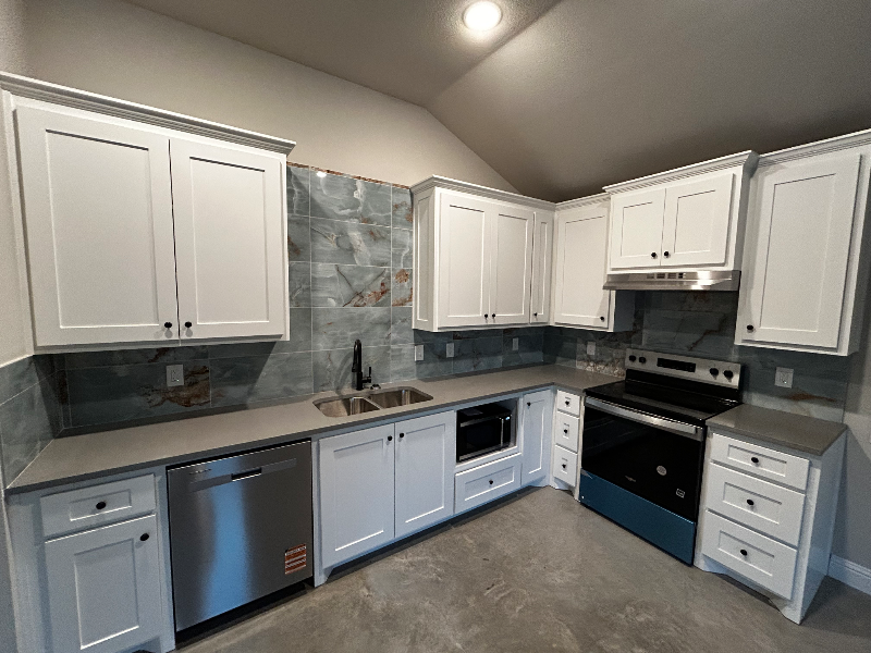 Poolville Townhome: 10024 W Hwy 199