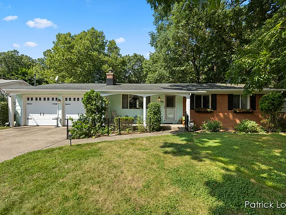 Grand Rapids House: 583 Kingsbury St. NW