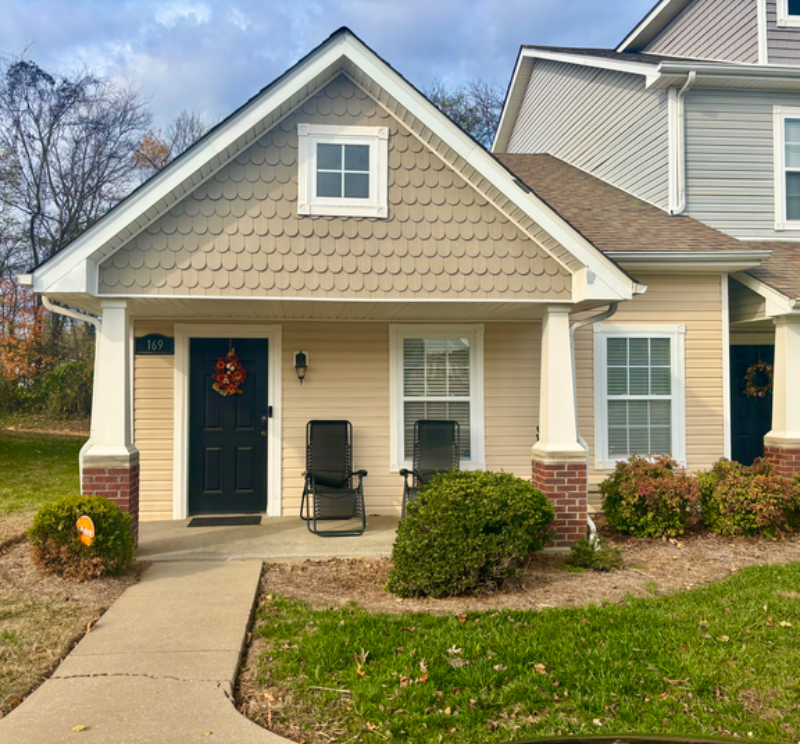 clarksville Townhome: 169 alexander blvd