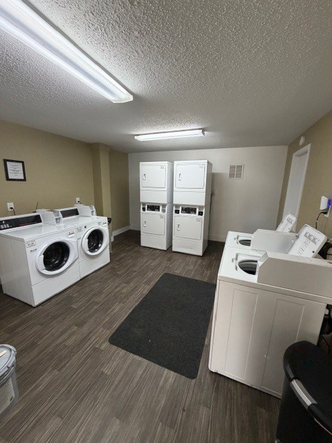 Toledo Apartment: 5123 Ryan Rd