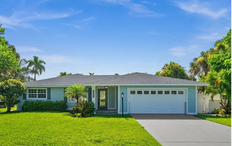 Bonita Springs House: 27296 Buccaneer Dr