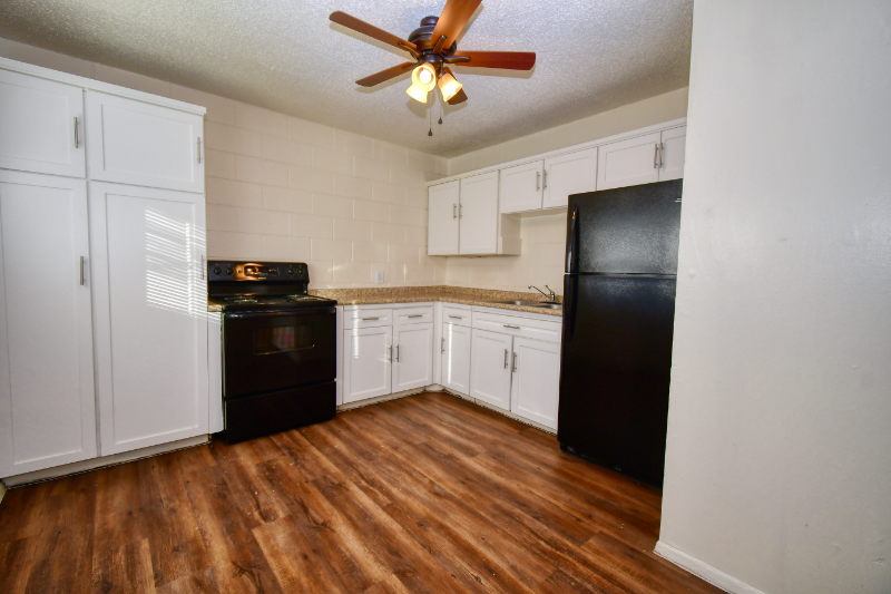 EL PASO Apartment: 8700 NORTON ST