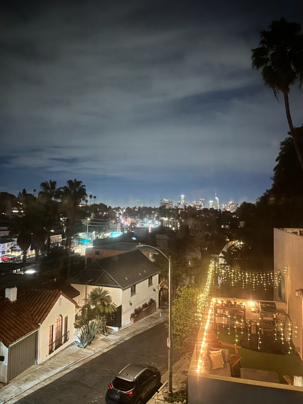 Los Angeles House: 3236 Larissa