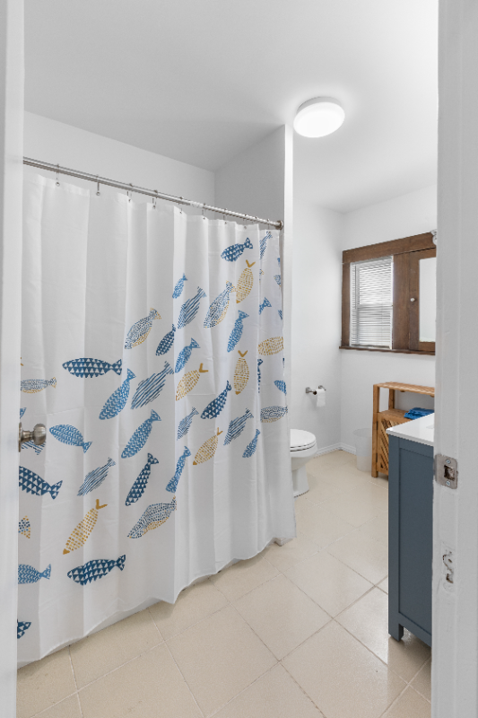 Long Beach Multiplex: 1541 Linden Ave