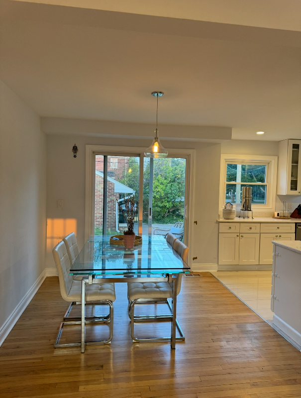 Dearborn House: 265 S Lafayette St