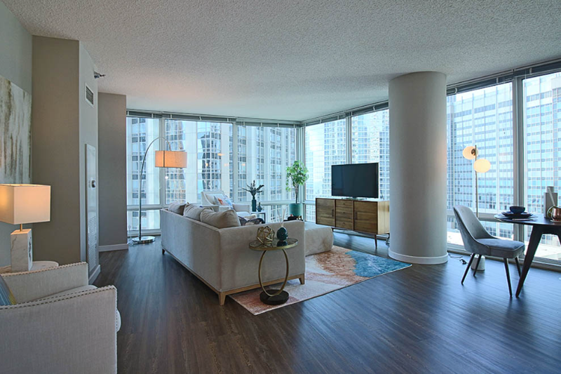 Chicago Condo: 350 E Ohio St