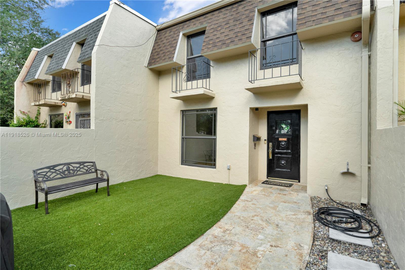 Miami Townhome: 9823, Southwest 93rd Terrace