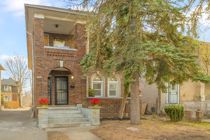 Detroit Other: 3353 Fullerton St